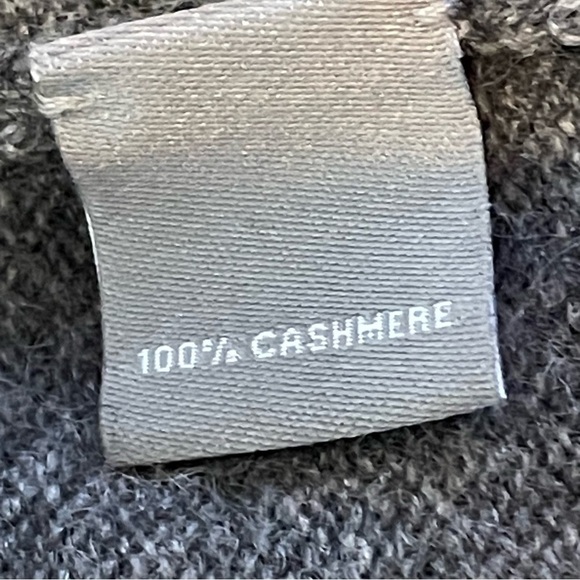 Neiman Marcus CASHMERE COLLECTION Womens XS Sweater Gray - Picture 6 of 9